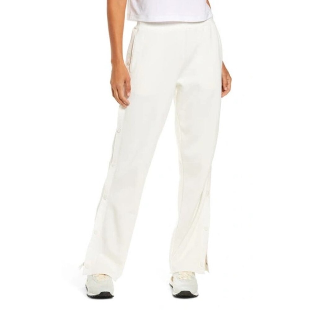 ALO Yoga Cream Track Pants